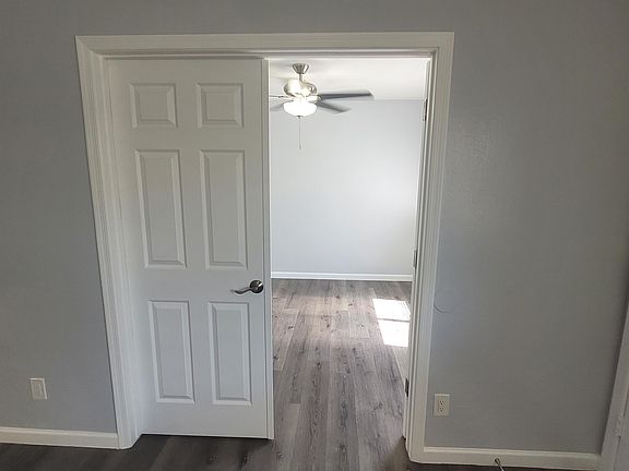 2nd image of 1449 E Taylor St APT 4