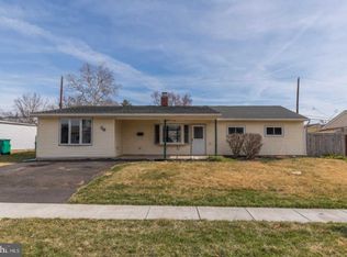 36 Butternut Rd, Levittown, PA 19057