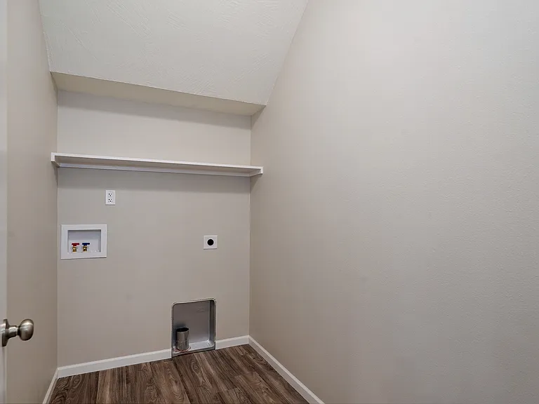 308 S Hampton Ave #B — Photo 13