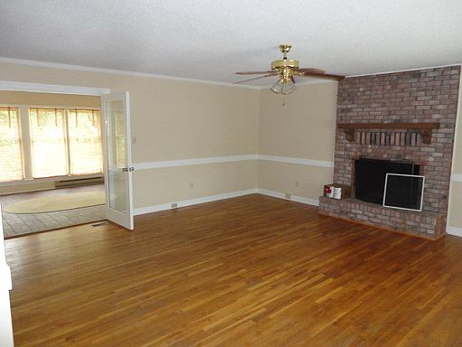 4th image of 115 Southern Blvd