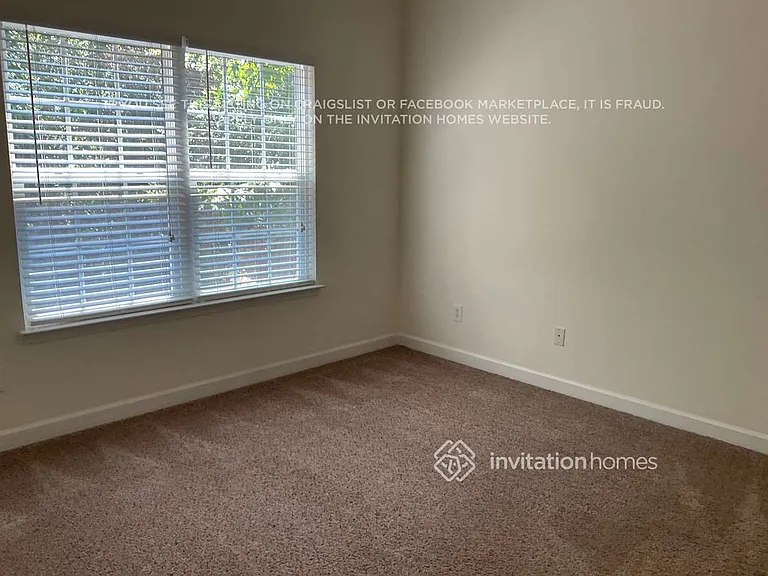 8121 Acacia Ct — Photo 9