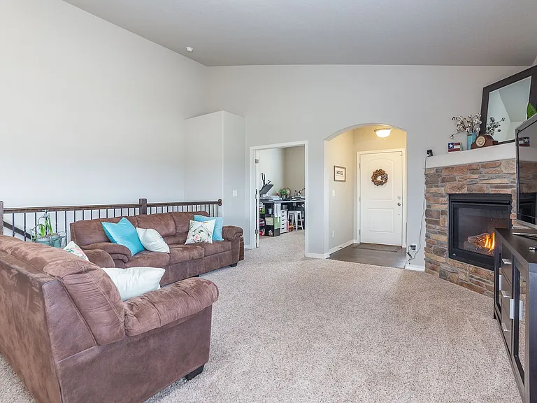8141 Misty Moon Dr — Photo 10