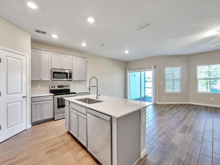 133 Appleton Ct — Photo 9