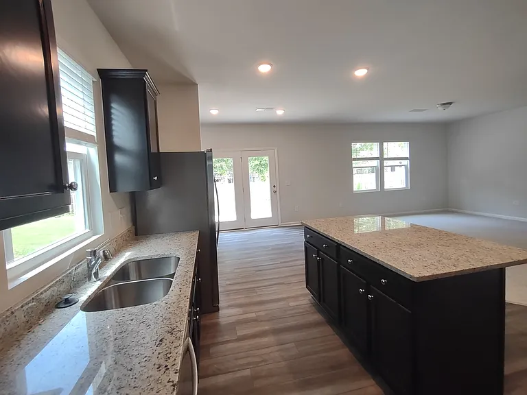 437 Campbell Ridge Pl — Photo 6