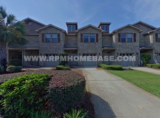 2093 Wilsons Plover Cir, Navarre, FL 32566
