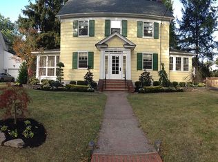 10 Willow St, Cranford, NJ 07016