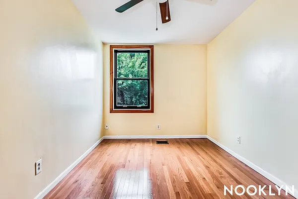 Rented by Nooklyn NYC LLC | media 13