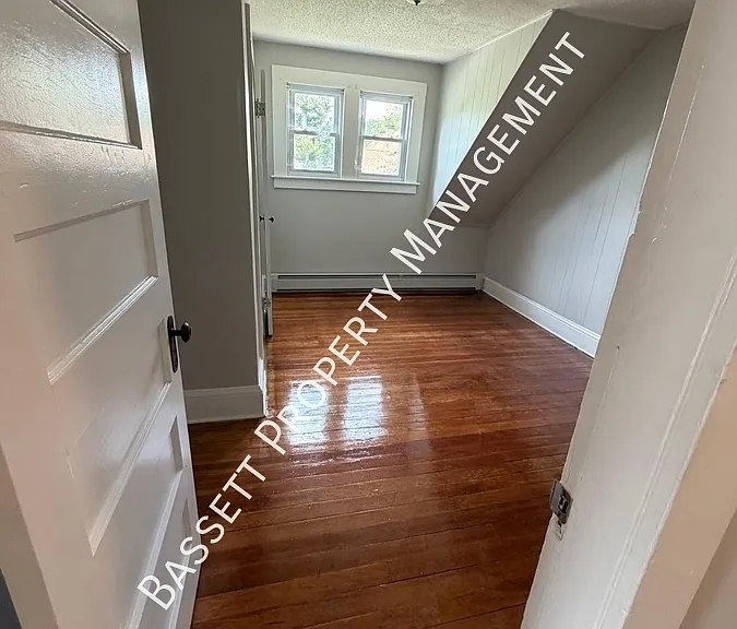 13 Meridian St #3 — Photo 13