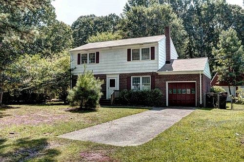 2nd image of 113 Lambs Creek Dr