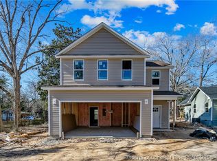 611 N Stewart St, Raeford, NC 28376