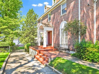 95 Malba Drive #1, Whitestone, NY, 11357