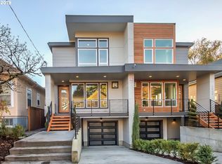 3548 SE Taylor St, Portland, OR 97214