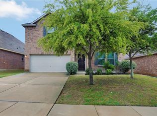 3912 Hollow Lake Rd, Roanoke, TX 76262