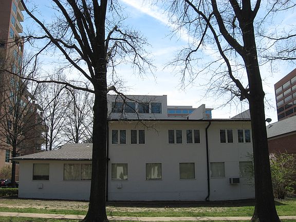 5th image of 8106 Westmoreland Ave