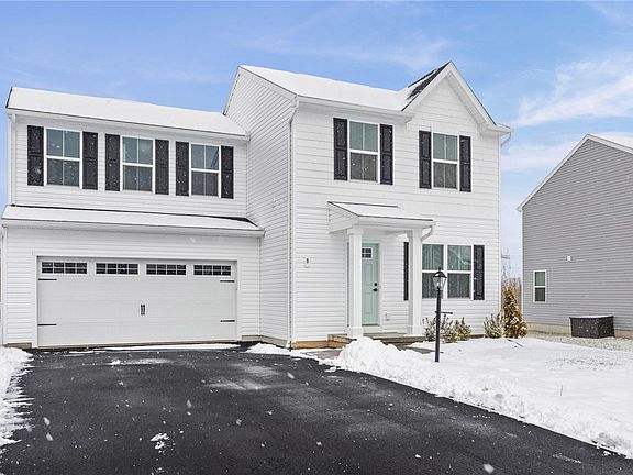 2nd image of 8 Trailhead Rd