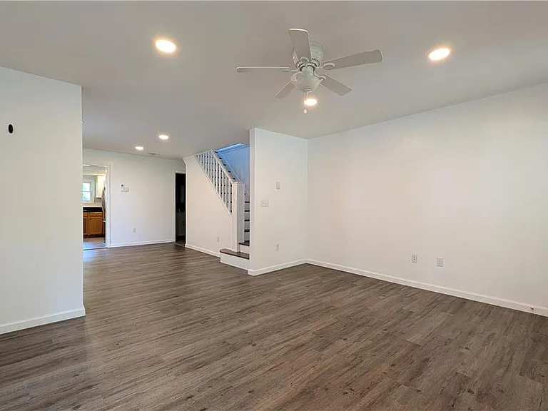 2057 S Delaware Dr — Photo 5
