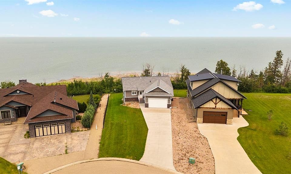 1st image of 23 N Marina View Close Rural Stettler #6