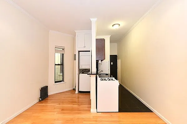 Rented by Bold New York | media 24