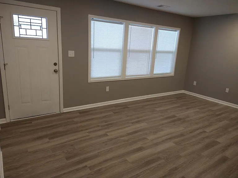 11415 Palmer Ave — Photo 5