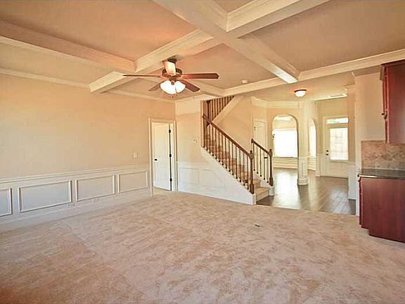 4th image of 3737 Lake End Dr