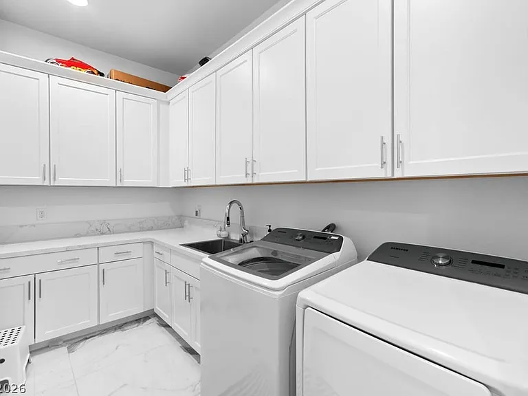 4315 N Dapple Gray Rd — Photo 85