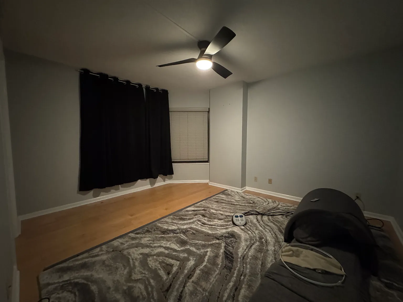 2 bed, 1900 sqft, $1,500 — Photo 3