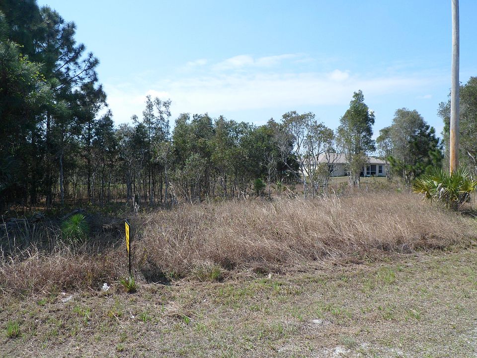 2nd image of 824 Bell Blvd S
