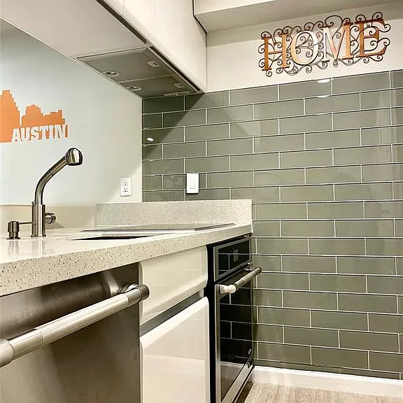 3110 Red River St #D-107 — Photo 11