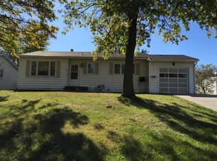 1250 Ridgeway St, Sainte Genevieve, MO 63670