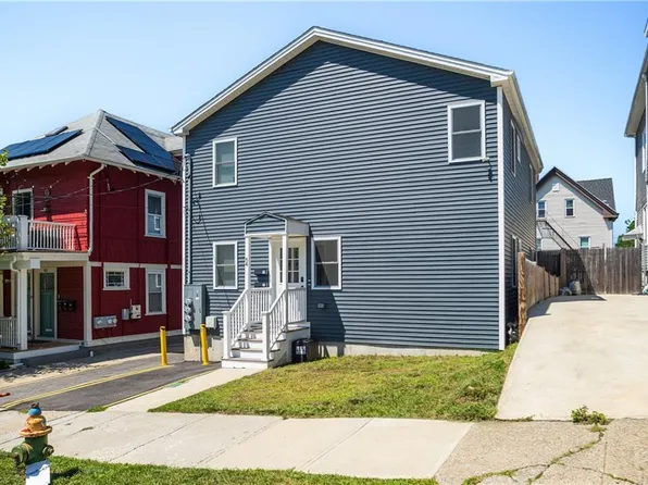 64 Duncan Ave, Providence, RI 02909
