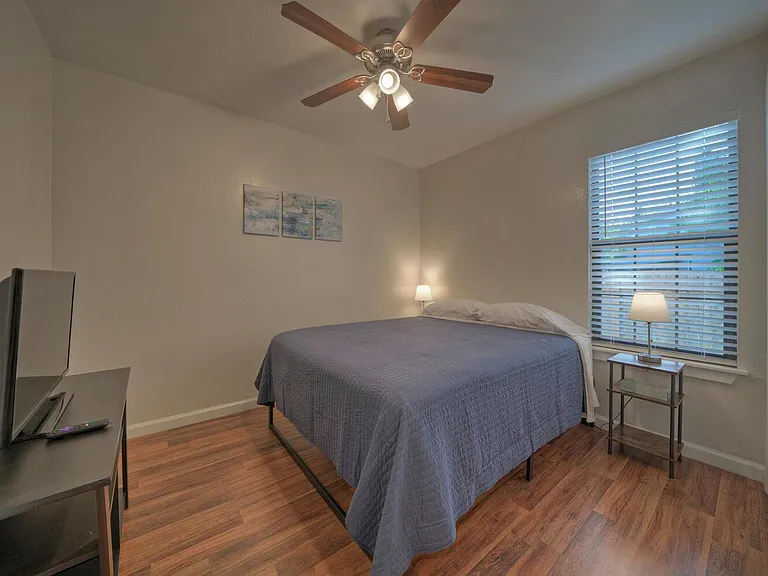 1004 Hyridge St — Photo 2