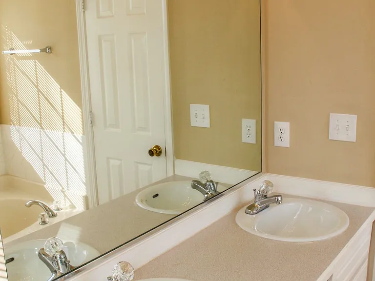 15 Stewart Hollow Ln — Photo 9