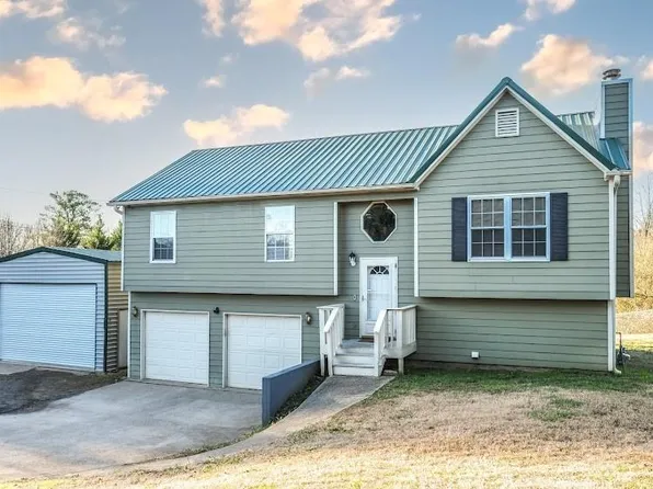114 Mein Mitchell Rd, Hiram, GA 30141