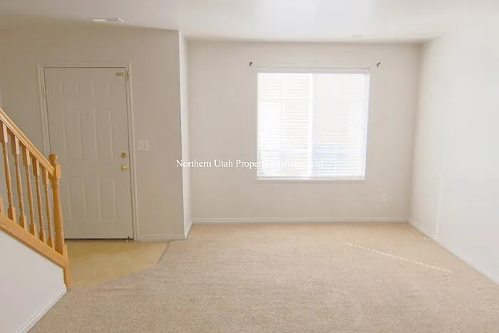 1328 E 6175 S — Photo 4