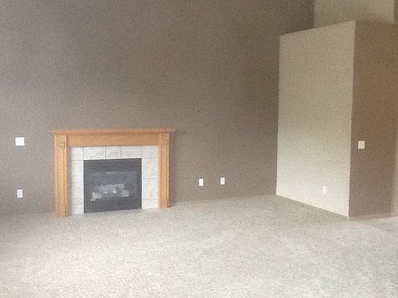 2nd image of 10910 183rd Ave E