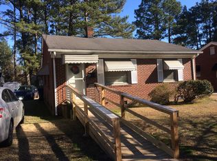 211 Dewey St SW, Wilson, NC 27893