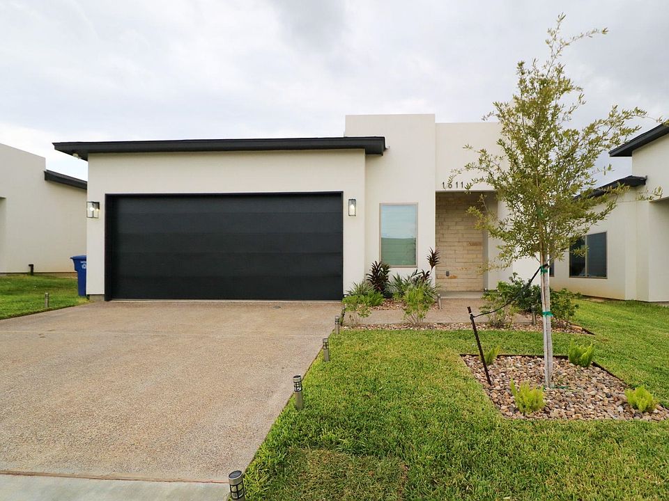 1st image of 1611 Fresnillo Dr