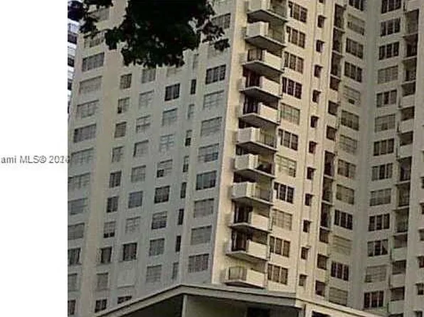 2750 NE 183rd St APT 707, Aventura, FL 33160