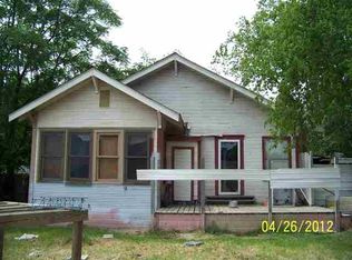 106 N Pearl St, Big Sandy, TX 75755