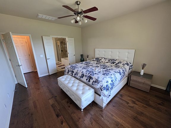 5th image of 7901 Southwest Pkwy Unit 15