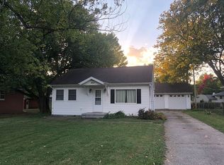 503 N 8th St, Saint Joseph, IL