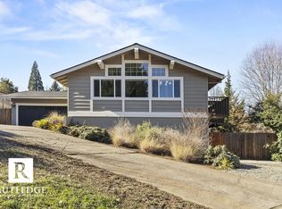 449 S Wexford Cir, Medford, OR