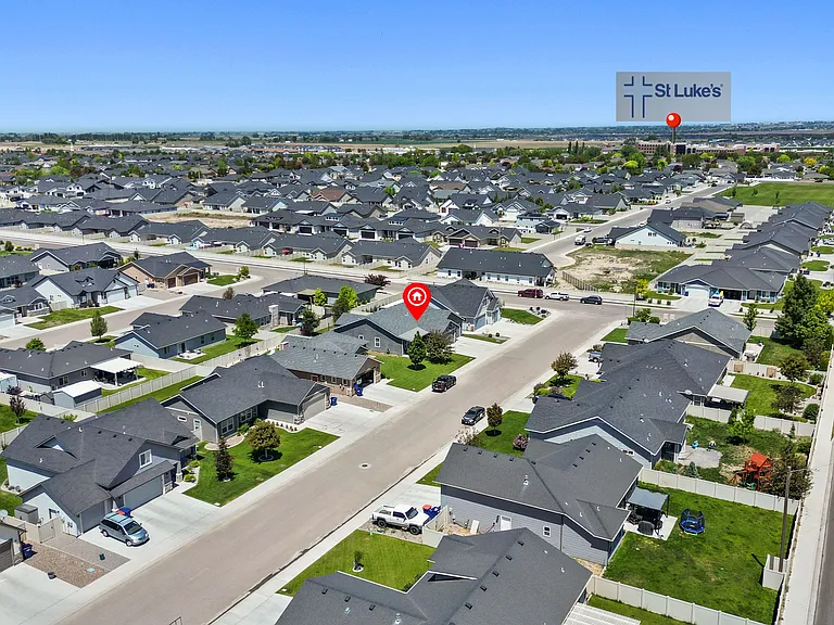 912 Birchton Loop — Photo 3