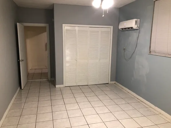 (undisclosed Address), Miami, FL 33157