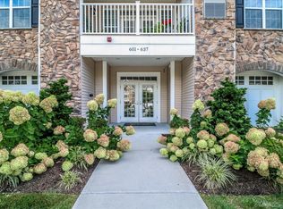 Newtown Woods, Newtown, CT 06470