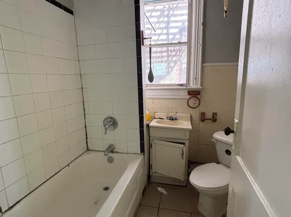 108 Rutgers Avenue image 8 of 20