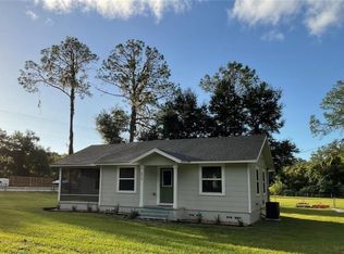 2210 NE 180th St, Citra, FL 32113