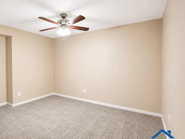3038 Mosby Dr — Photo 12