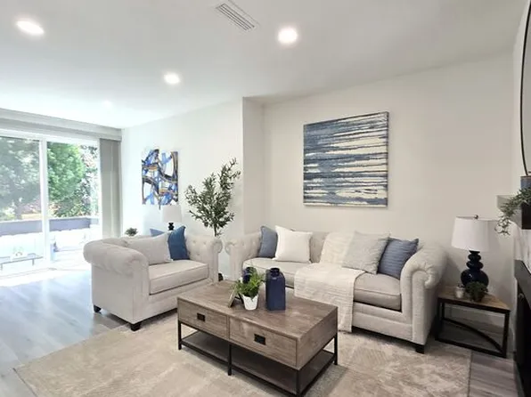 10976 1/2 National Blvd #9, Los Angeles, CA 90064