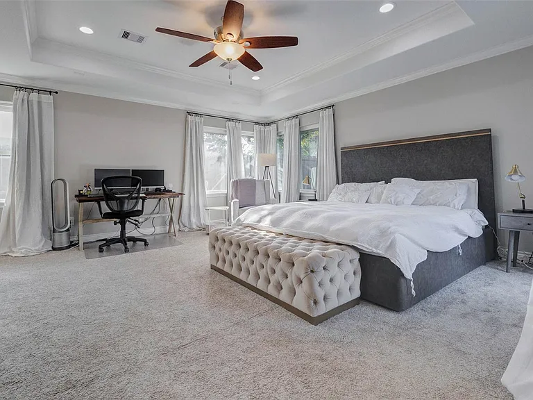 3711 Linkview Dr — Photo 17
